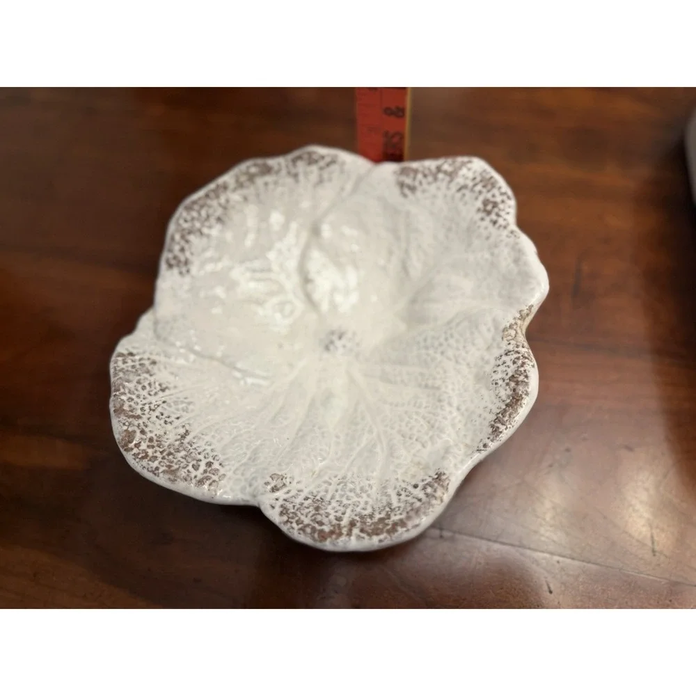 Vintage‎ White Majolica Cabbage Leaf Serving Bowl Textured Ruffled Brown Trim